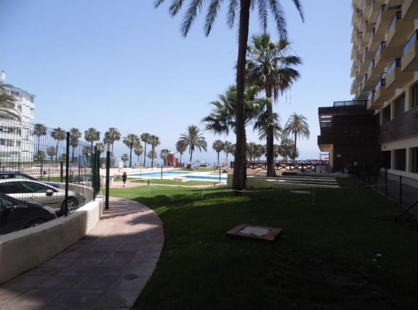 شقة Aloha Playa بينالماذينا المظهر الخارجي الصورة