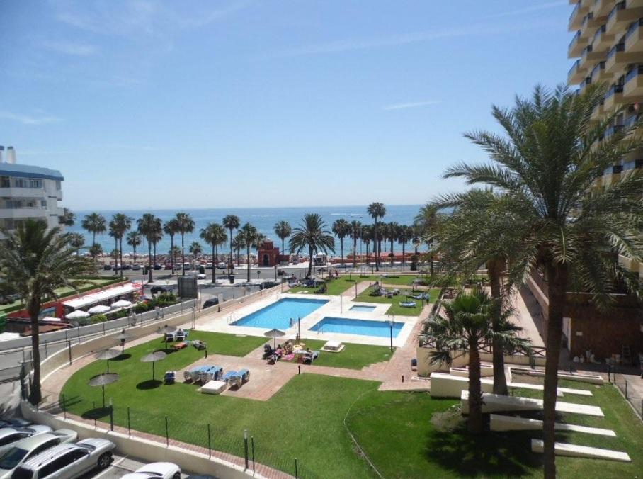 شقة Aloha Playa بينالماذينا المظهر الخارجي الصورة
